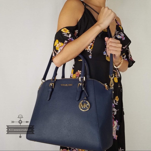 Michael Kors Large Ciara Satchel navy crossbody - Picture 4 of 8